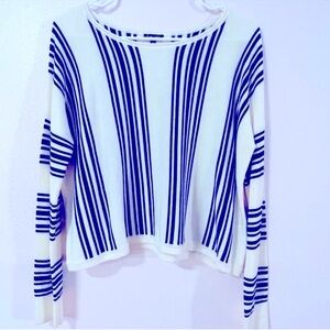 💕LIKE NEW💕 Splendid Slightly Cropped Sweater Sz XS